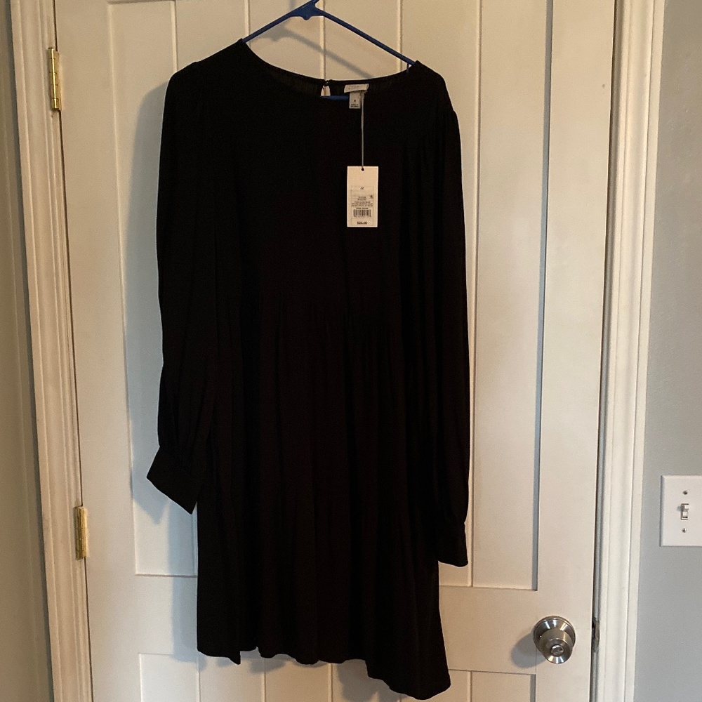 Black long sleeve dress